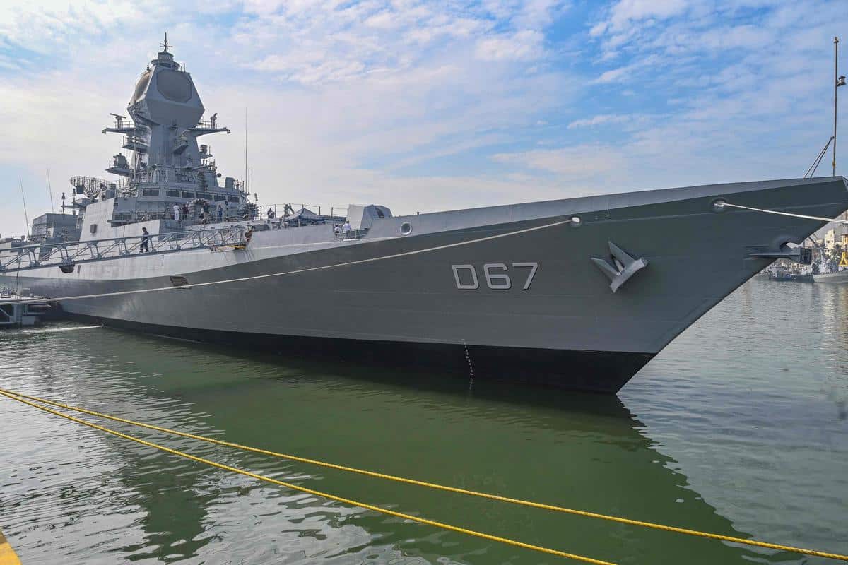 About INS Mormugao