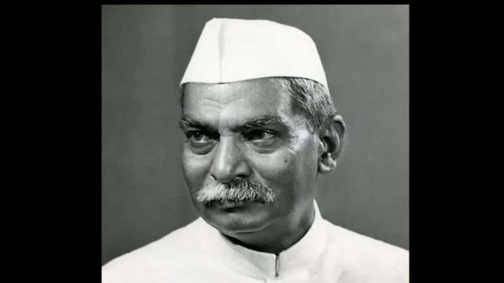 Tributes paid to Dr Rajendra Prasad on his birth anniversary
