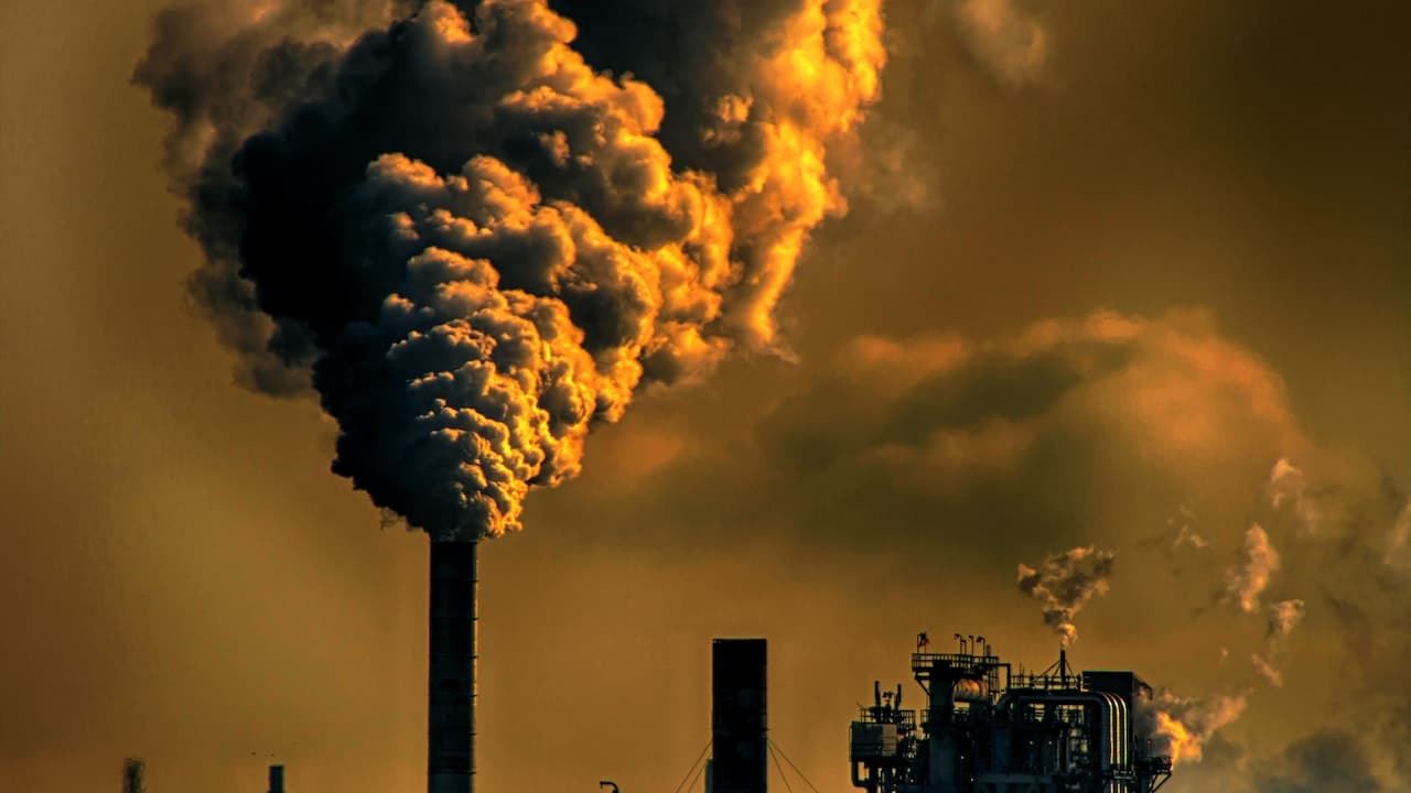 What is Global Greenhouse Gas Watch (GGGW)?