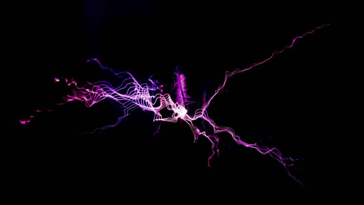 What is the piezoelectric effect?