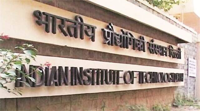 Govt Panel Recommends Overarching Agency to Grade Varsities, including IITs