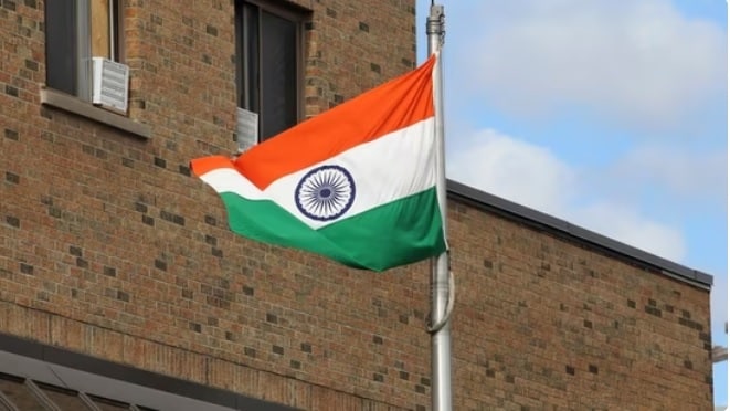 India suspends Visa Services for Canadians