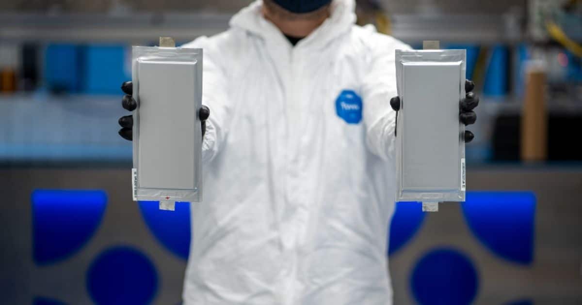 Lithium-Ion vs Solid-State Batteries