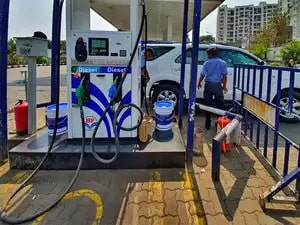 OMCs May Take Call on Fuel Prices If Crude Stays Stable : H S Puri