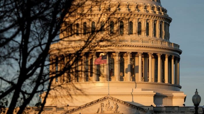 Republicans Make Gains in U.S. Midterm Polls but No ‘Red Wave’
