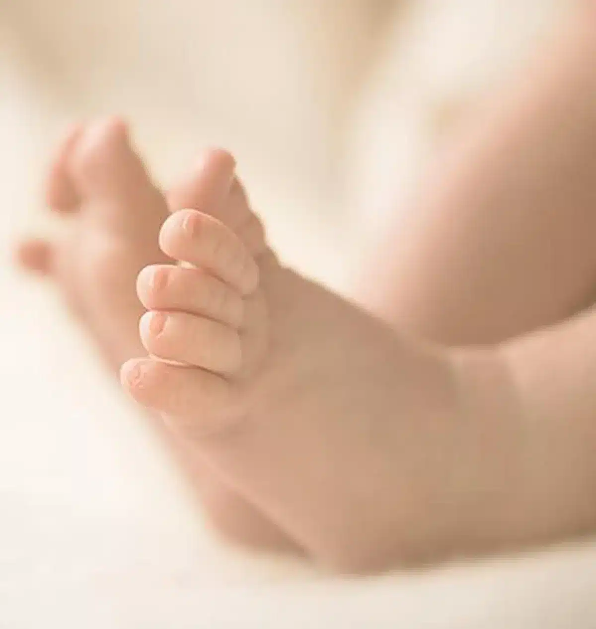 Government Allows Donor Egg & Sperm in Surrogacy
