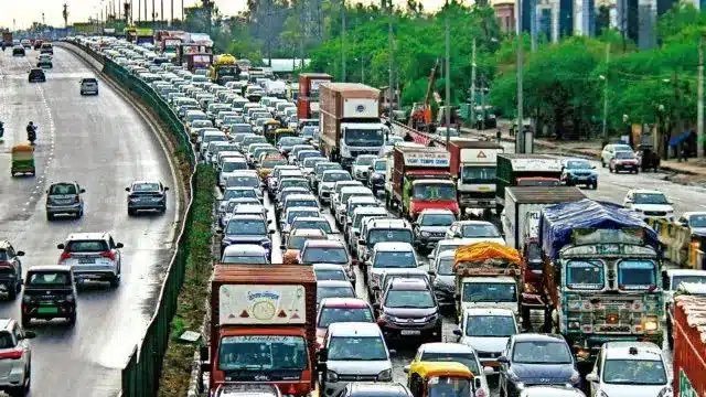 Carmakers Face Penalty for Non-Compliance with CAFE Norms